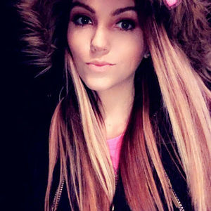 Meet your Posher, Courtney